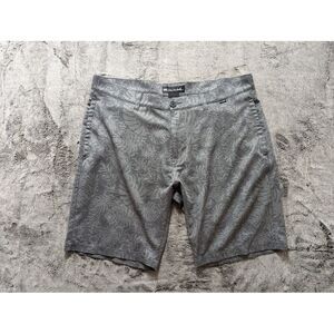 Travis Mathew Shorts Men's Size 38 Gray